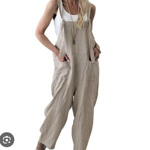 White Casual Jumpsuit with Relaxed Silhouette